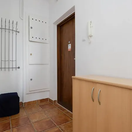 Apartamento Comfortable Perfect For Friends, Great Location Close To Metro By Renters *