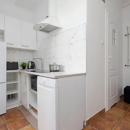 Comfortable Perfect For Friends, Great Location Close To Metro By Renters * Varsóvia