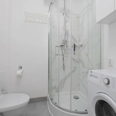 Apartamento Comfortable Perfect For Friends, Great Location Close To Metro By Renters Varsóvia